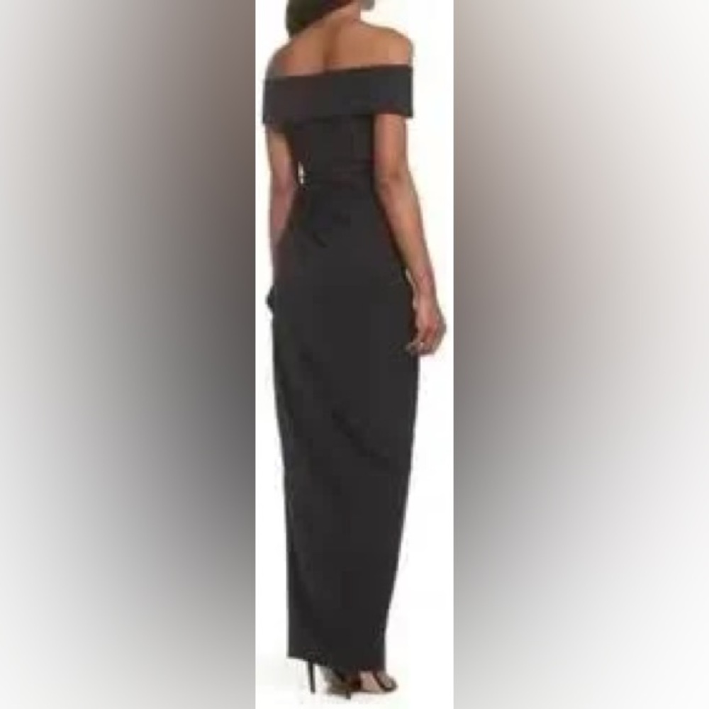 Vince Camino Off the Shoulder Ruffled Crepe Maxi Gown Black NWT Size 10 - Picture 2 of 2